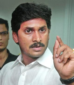 ys jagan,chandrababu naidu,temples,mahatma gandhi,rajasekhar reddy,status,krishna pushkaralu  జగన్ భలే నరుకుతున్నాడే..!